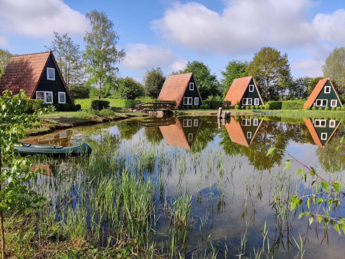 Cozy Cottage With A Spacious Garden, Around A Fishing Pond Bant Eksteriør bilde